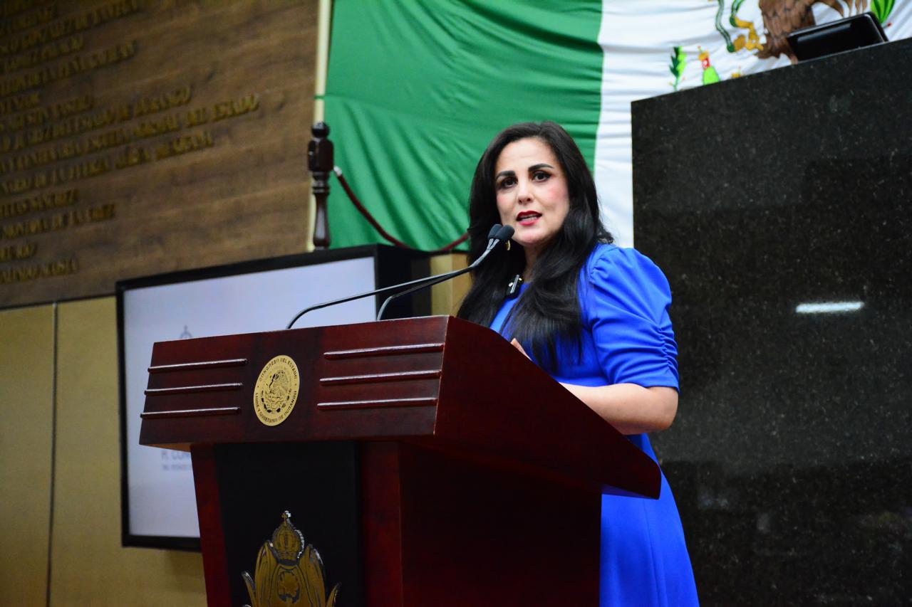 Impulsa Georgina Solorio educación robótica para la niñez duranguense