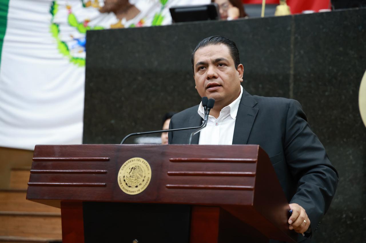 Propone Alejandro Mata fraccionamientos más dignos e inclusivos