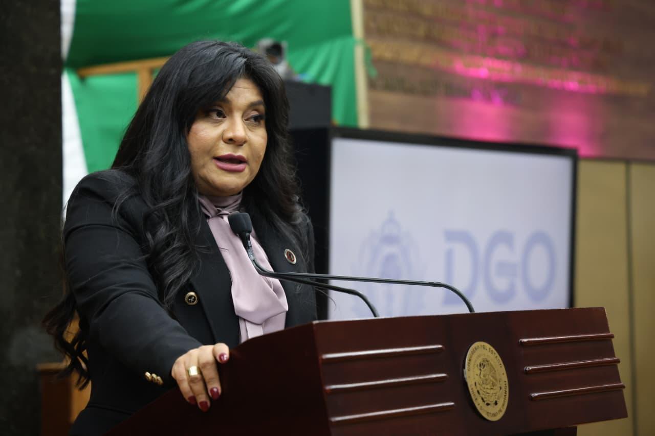 Convoca Nadia Milán a unir esfuerzos en la lucha contra el cáncer de mama