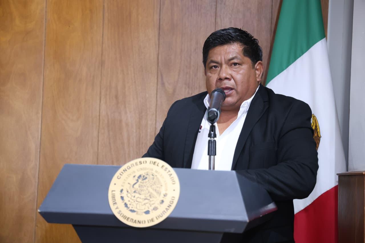 Busca Bernabé Aguilar consolidar derechos de comunidades indígenas