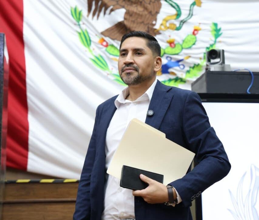 Propone Fernando Rocha tipificar identidades falsas en redes sociales