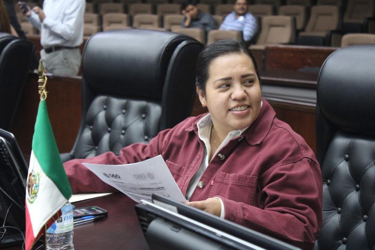 Reconocerá Congreso a traductores huicholes y tepehuanos