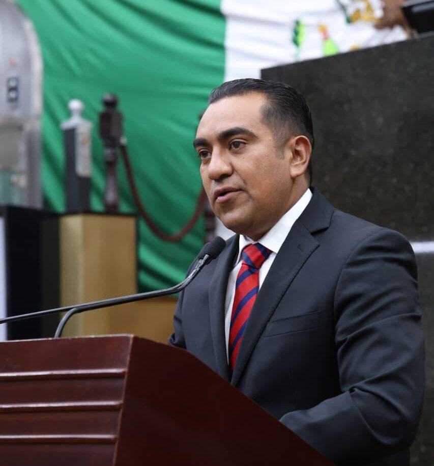 Alza la voz Noel Fernández en defensa de migrantes duranguenses