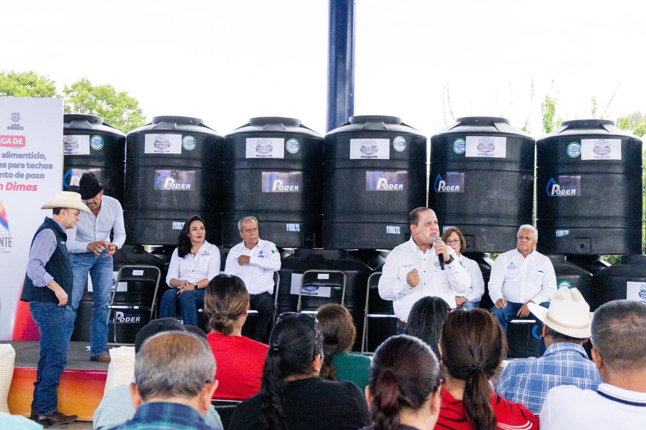 Respalda Ernesto Alanís acciones que fortalecen economía de las familias en San Dimas