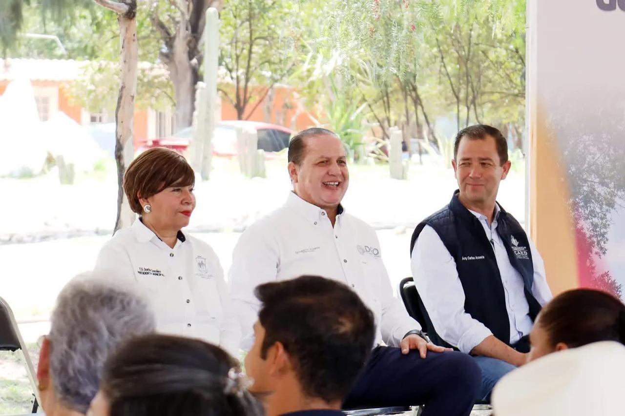 Impulsan Esteban obras que protegen la vida de las familias de Canatlán: Ernesto Alanís