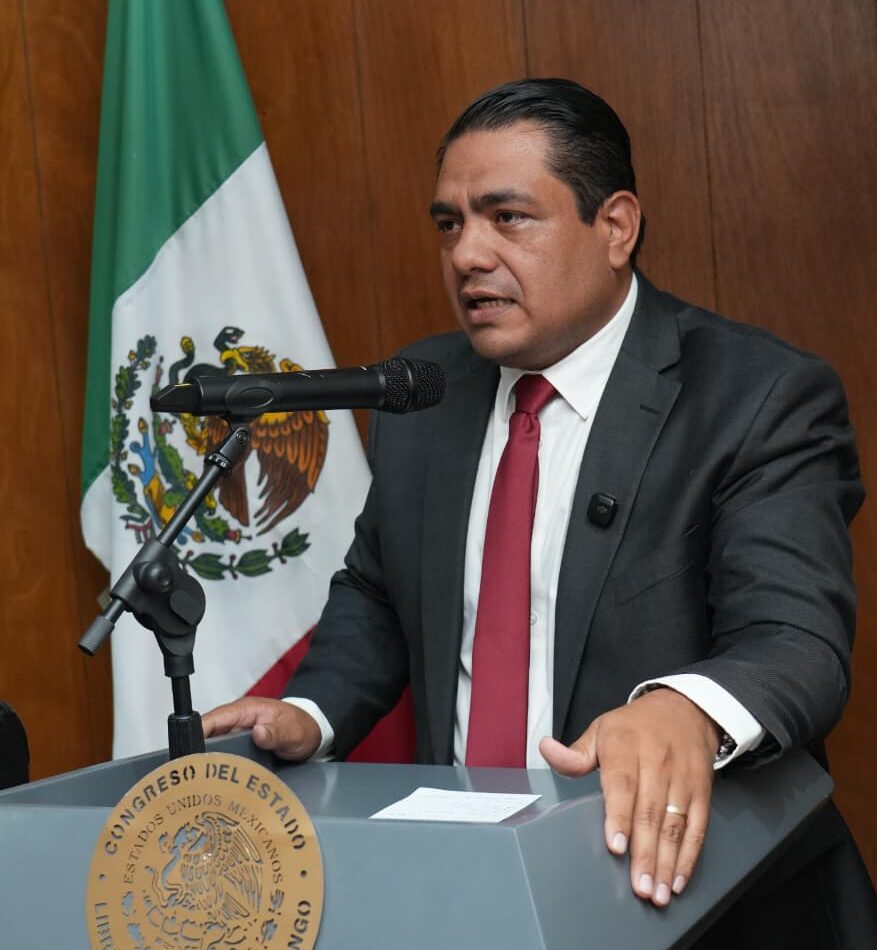 Alzaremos la voz por La Laguna en el Congreso de la Unión: Alejandro Mata